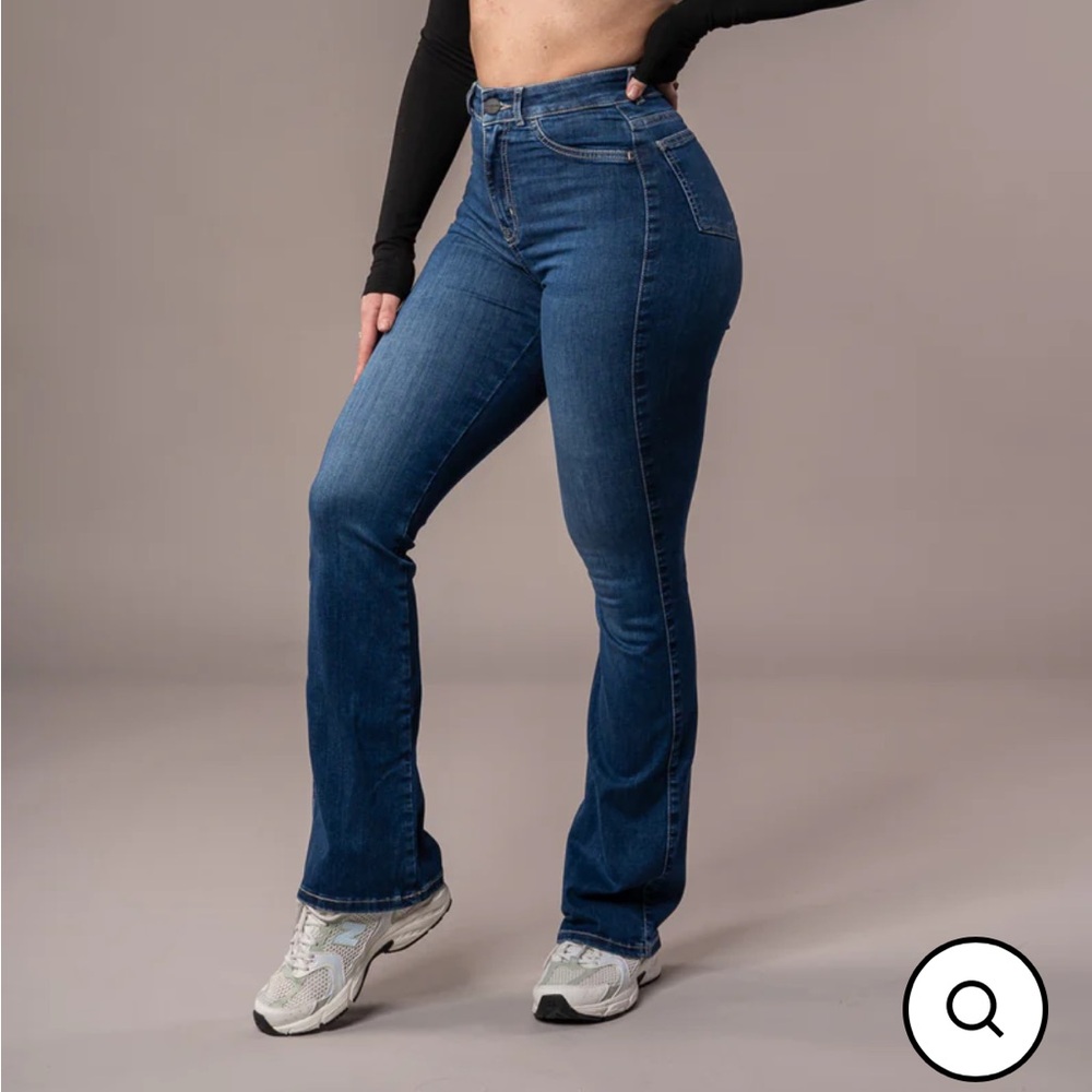 Flared Fitjeans